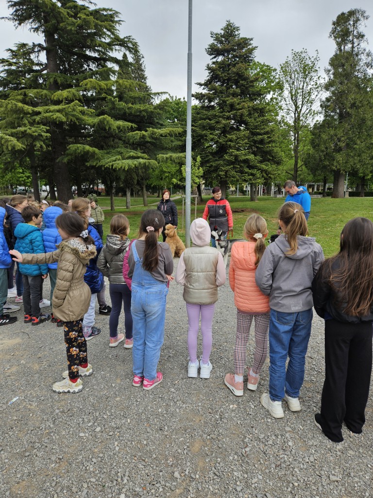 Navdušeni poslušalci